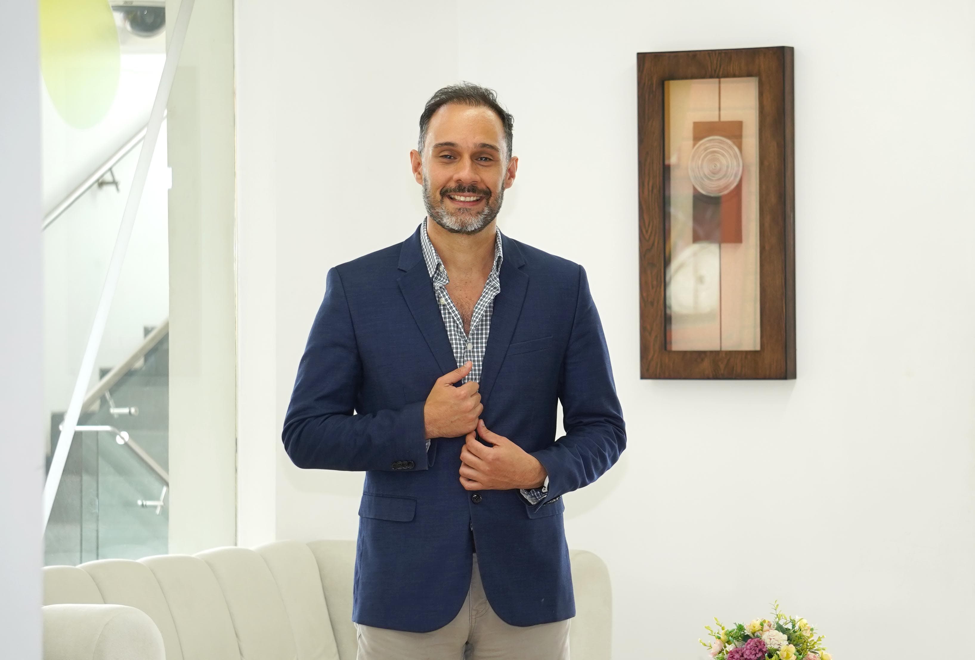 Retrato de José Miguel González, Gerente General · CENS